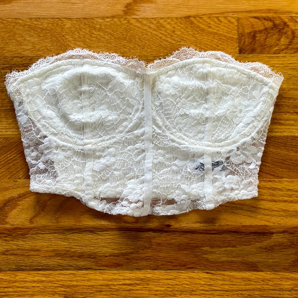 Cropped laced corset; color: white, size: medium, brand: shein, lightly used